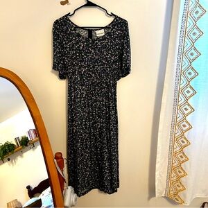 Vintage black and floral midi dress fation bug size16